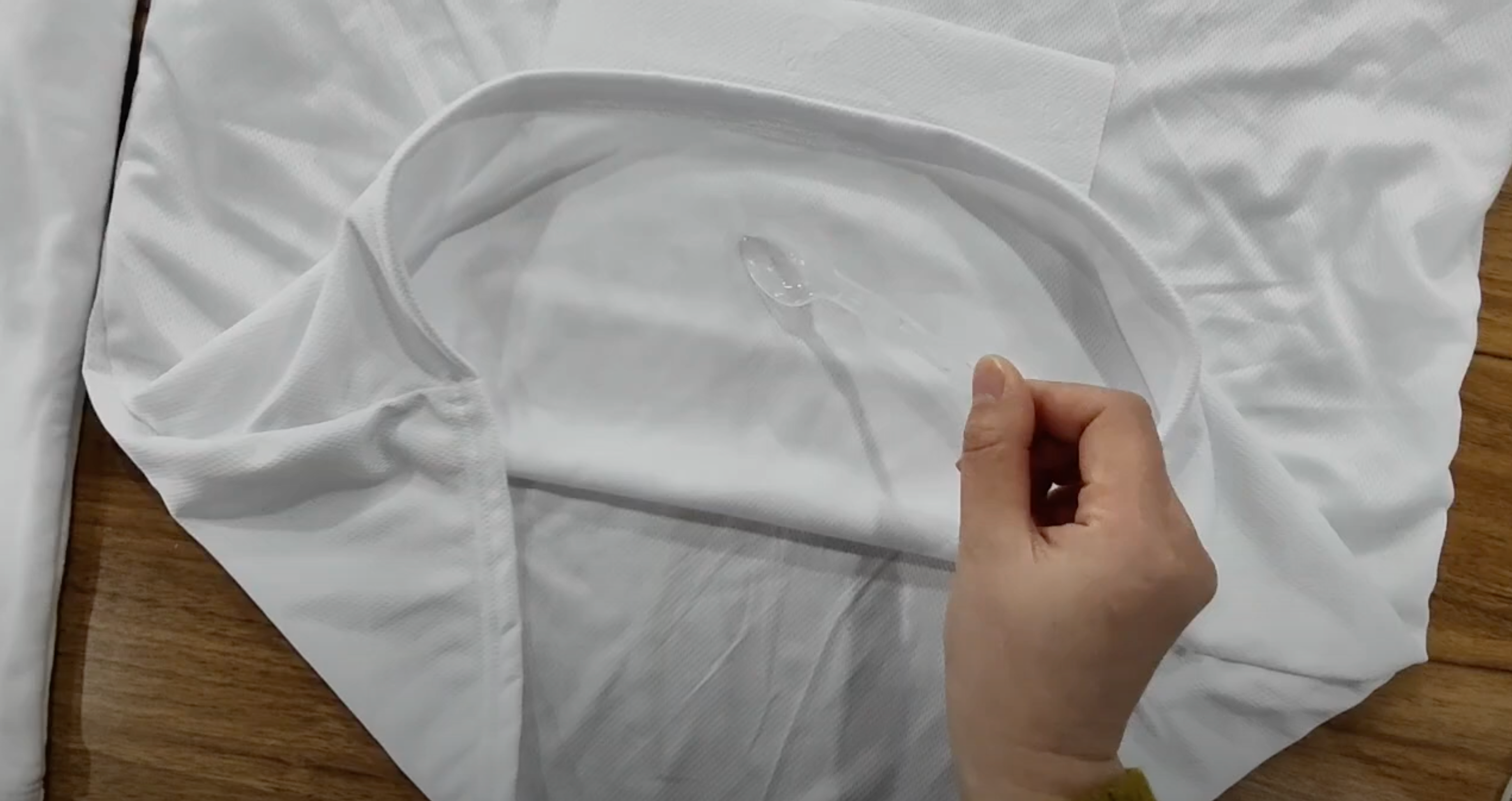 Sweat proof undershirt. Sweat absorbing undershirt. Sweat proof undershirt. Sweatproof undershirt. Anti sweat undershirt. Best sweat proof undershirt. Men’s sweat proof undershirt. No sweat undershirt. sweat blocking undershirt. undershirt for sweat